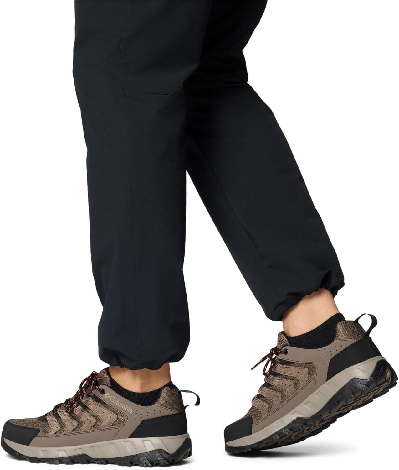 imageColumbia Mens Strata Trail LowMudTangy Orange