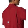 Columbia Men’s Slack Tide Camp Shirt(Beet)