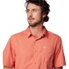 Columbia Men’s Slack Tide Camp Shirt(Faded Peach)