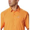 Columbia Men’s Slack Tide Camp Shirt(Koi)
