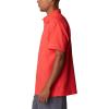 Columbia Men’s Slack Tide Camp Shirt(Red Hibiscus)