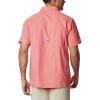 Columbia Men’s Slack Tide Camp Shirt(Salmon)