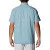 Columbia Men’s Slack Tide Camp Shirt(Storm)