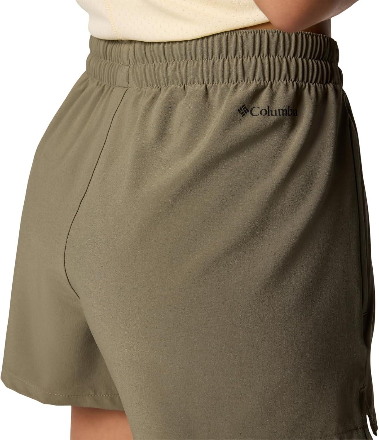 imageColumbia Womens Bogata Bay Short IiStone Green