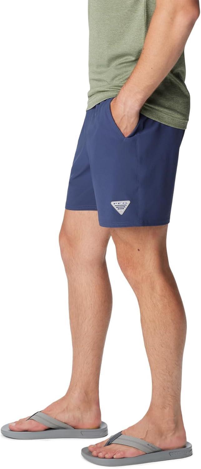imageColumbia Mens Terminal Roamer Stretch ShortNocturnal