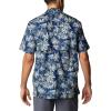 Columbia Men’s Super Tamiami Long Sleeve Shirt(Carbon Festive Fishin Print)