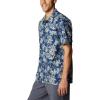 Columbia Men’s Super Tamiami Long Sleeve Shirt(Carbon Festive Fishin Print)