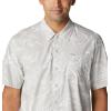 Columbia Men’s Super Tamiami Long Sleeve Shirt(Cool Grey Mighty Marlins Print)