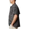 Columbia Men’s Super Tamiami Long Sleeve Shirt(Shark Freshwater Roots Print)