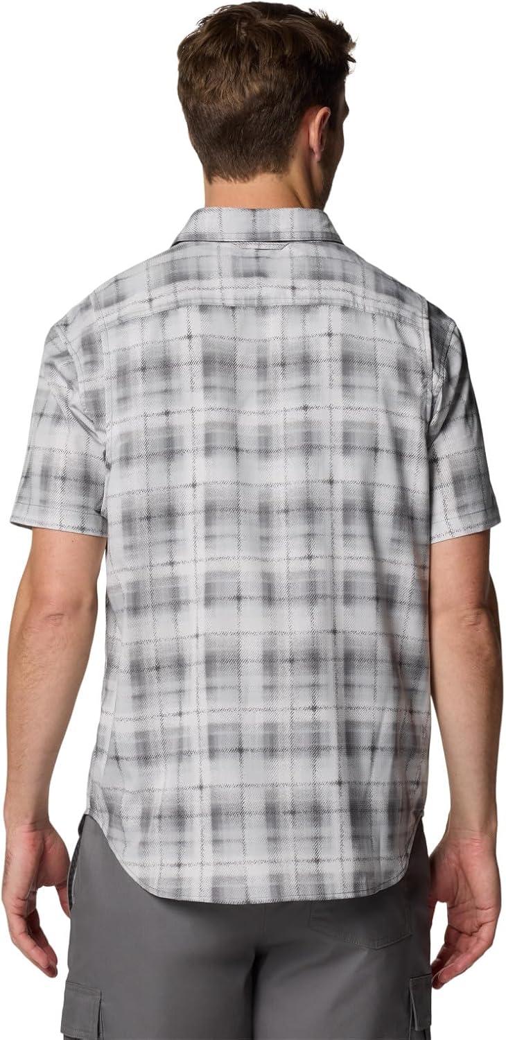 imageColumbia Mens Utilizer Printed Woven Short SleeveColumbia Grey Omblur