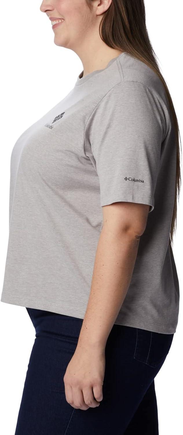 imageColumbia Womens North Cascades Relaxed TeeColumbia Grey HthrFramed Halftone Logo
