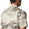 Columbia Mens Utilizer Printed Woven Short Sleeve(Dark Stone Undercurrent)