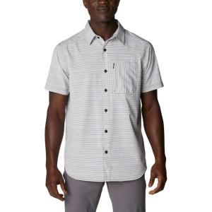 Columbia Men’s Twisted Creek II Short Sleeve Shirt(Black Wave Crest Stripe)