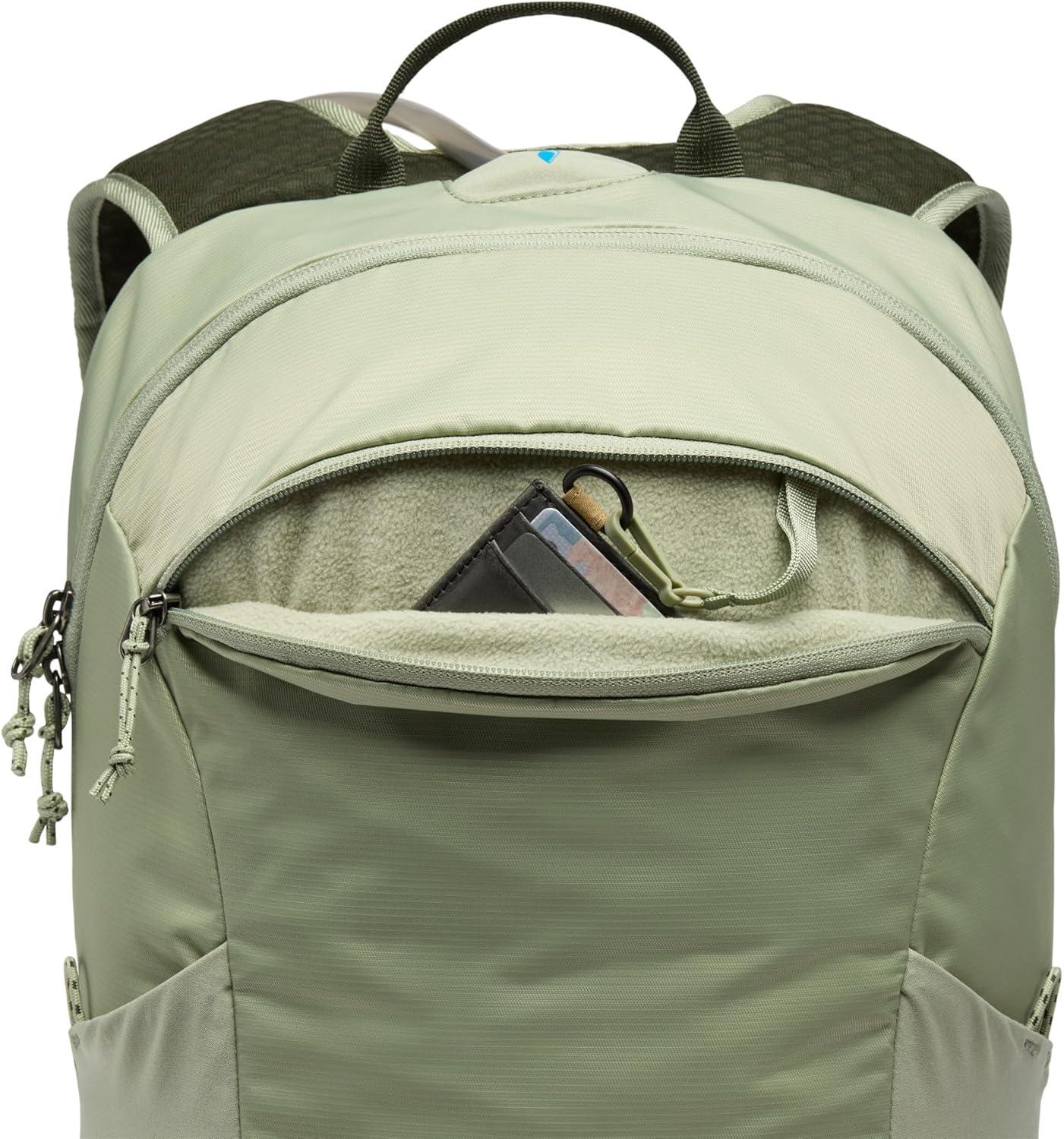 imageColumbia Unisex Blackcomb Ridge 18L Backpack SafariGreenscape One SizeSafariGreenscape