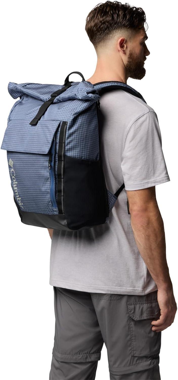 imageColumbia Unisex Convey III 27L Rain Forest One SizeDark Mountain