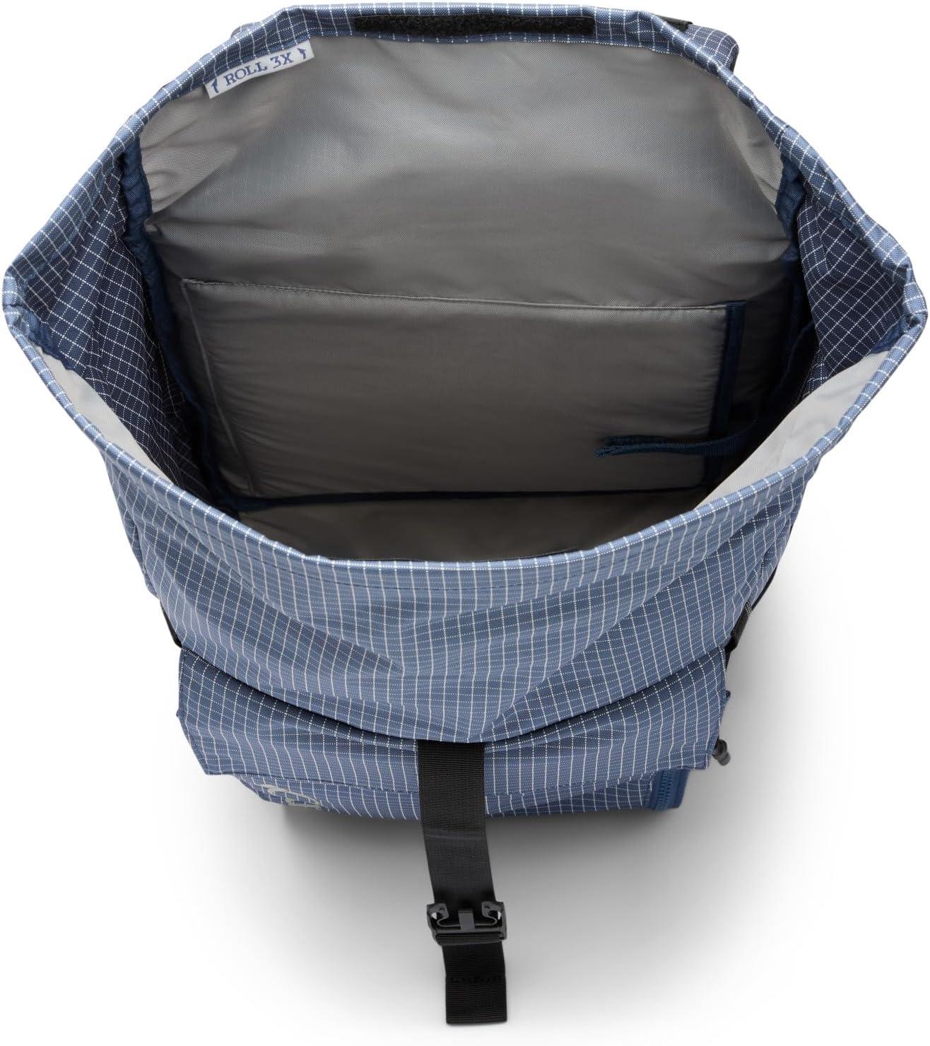 imageColumbia Unisex Convey III 27L Rain Forest One SizeDark Mountain
