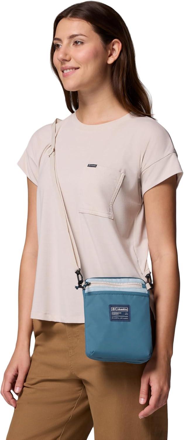 imageColumbia Unisex Cottonwood Creek Side BagEverblueCrushed Blue