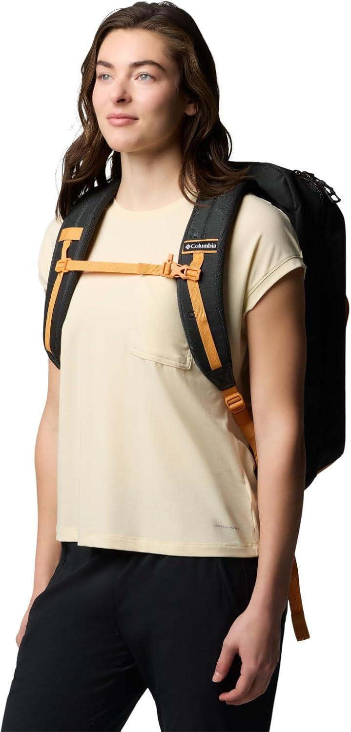 imageColumbia Unisex Landroamer Backpack Rain ForestBlack One SizeSunstoneShark