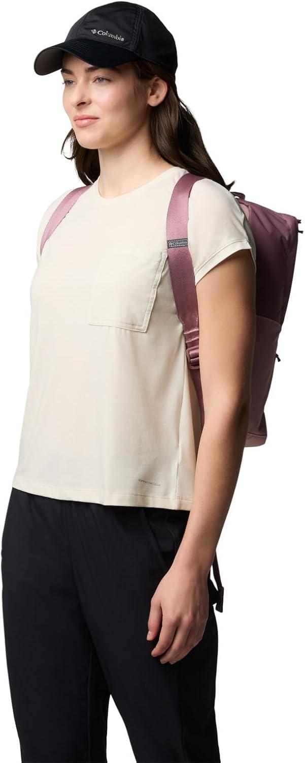 imageColumbia Unisex Trail Traveler 18L Backpack Rain ForestCollegiate Navy One SizeFigEraser Pink