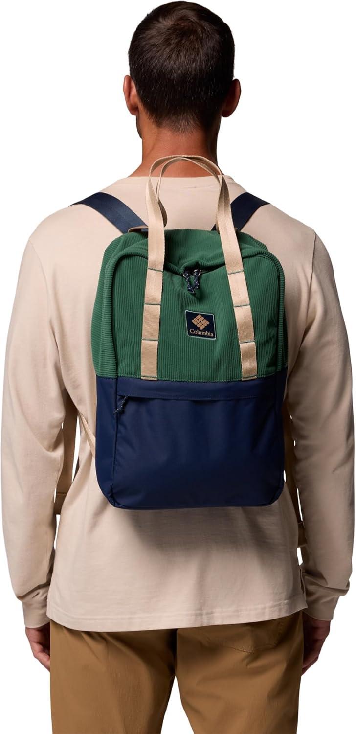 imageColumbia Unisex Trail Traveler 18L Backpack Rain ForestCollegiate Navy One SizeRain ForestCollegiate Navy