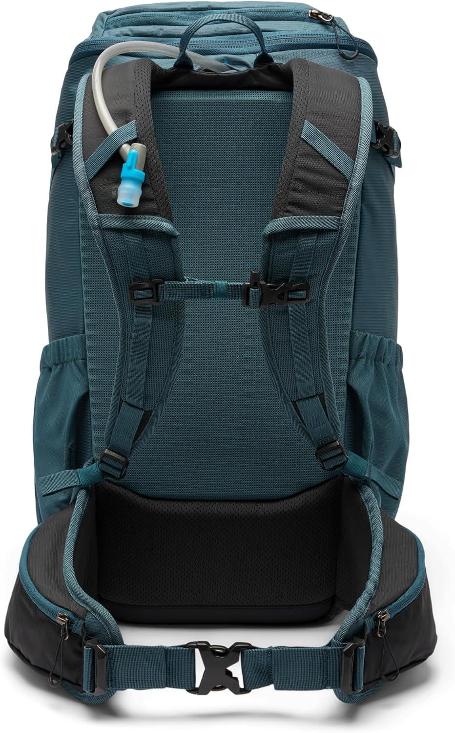 imageColumbia Unisex Triple Canyon 36L Backpack EverblueBlack One SizeEverblueBlack