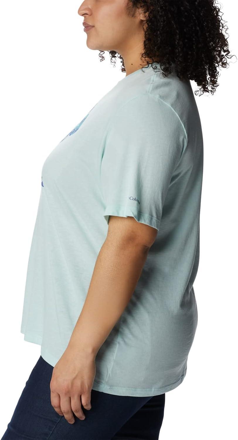 imageColumbia Womens Bluebird Day Relaxed Crew NeckBluebird Day Relaxed Crew NeckIcy Morn HeatherStacked Dotty