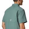 Columbia Men’s Standard Slack Tide Camp Shirt(Pond)