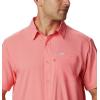 Columbia Men’s Standard Slack Tide Camp Shirt(Salmon)