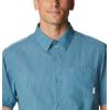 Columbia Men’s Under Exposure Yarn Dye Short Sleeve Shirt(Electric Turquoise Oxford Stripe)