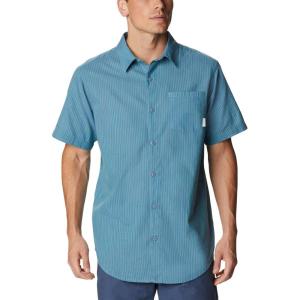 Columbia Men’s Under Exposure Yarn Dye Short Sleeve Shirt(Electric Turquoise Oxford Stripe)