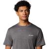 Columbia Men’s Kwick Hike Back Graphic Short Sleeve Tee(Black Heather/Linear View Multi)