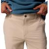 Columbia Men’s ROC Tech Chino Pant(Ancient Fossil)