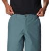 Columbia Men’s Washed Out Short, Cotton, Classic Fit(Metal)