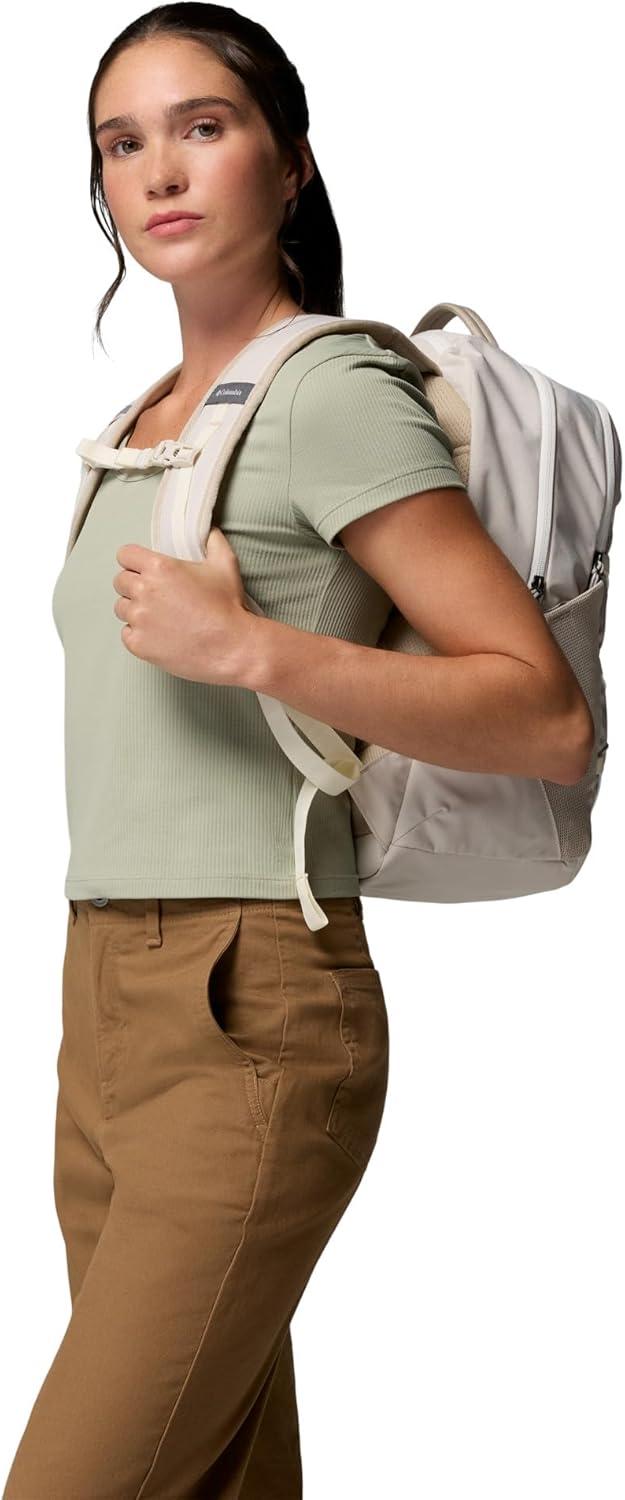 imageColumbia Unisex Atlas Explorer 28L Backpack Black One SizeDark StoneAncient FossilSea Salt