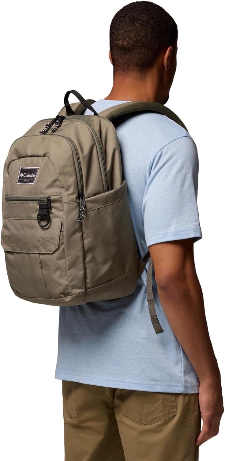 imageColumbia Unisex Buxton 26L Backpack SafariStone Green One SizeStone Green