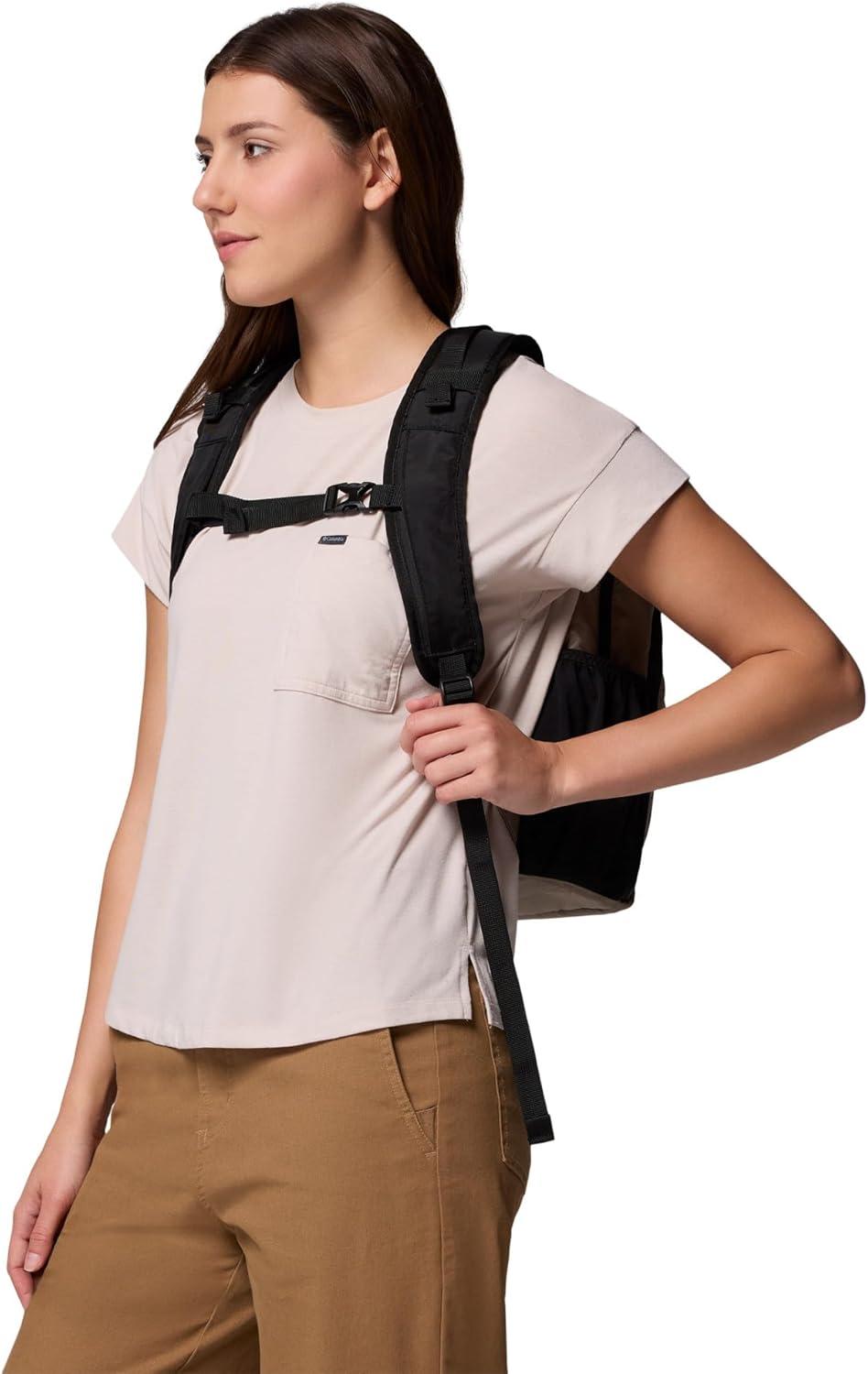 imageColumbia Unisex Great Smoky Garden 18L Backpack Black One SizeWet Sand