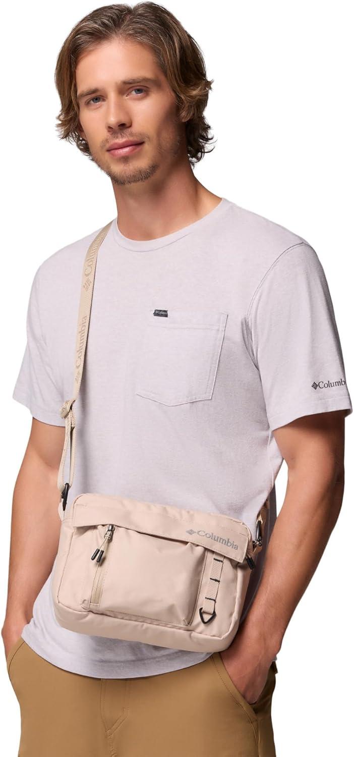imageColumbia Unisex Street Transit Side BagAncient Fossil