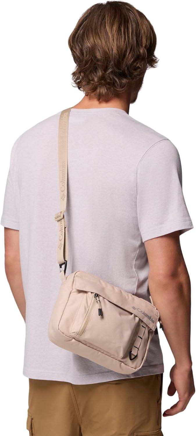 imageColumbia Unisex Street Transit Side BagAncient Fossil