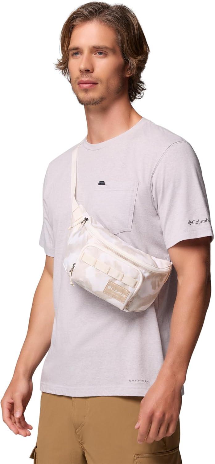 imageColumbia Unisex Zigzag II Hip PackSea Salt Sprayflower