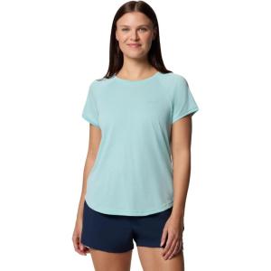 Columbia Women’s Bogata Bay Short Sleeve Tee(Spray)