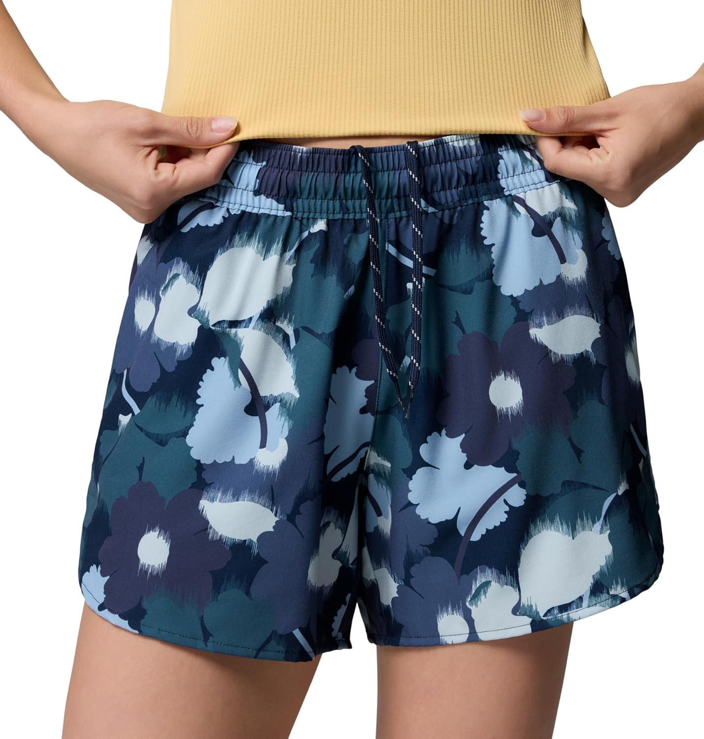 imageColumbia Womens Vital Valley Print ShortCollegiate NavyIkatbloom