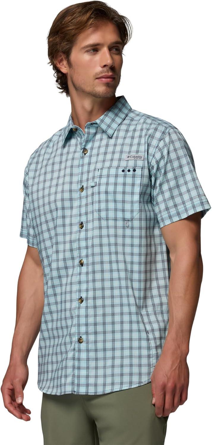 imageColumbia Mens PFG Harbor Peak Short Sleeve ShirtCollegiate Navy Driftnet Plaid