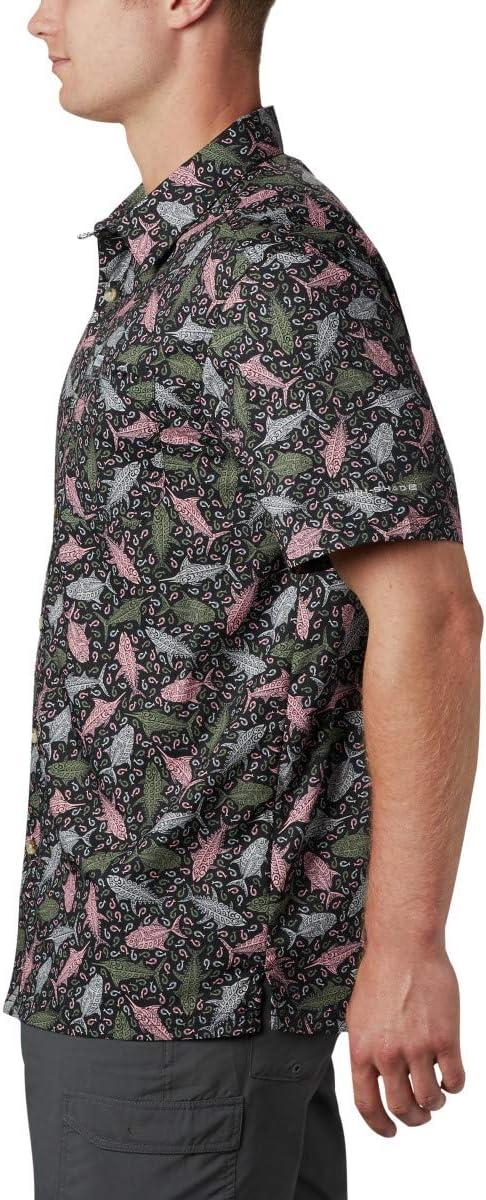 imageColumbia Mens Super Slack Tide Camp Shirt Short SleeveBlack Tribal Fish Print