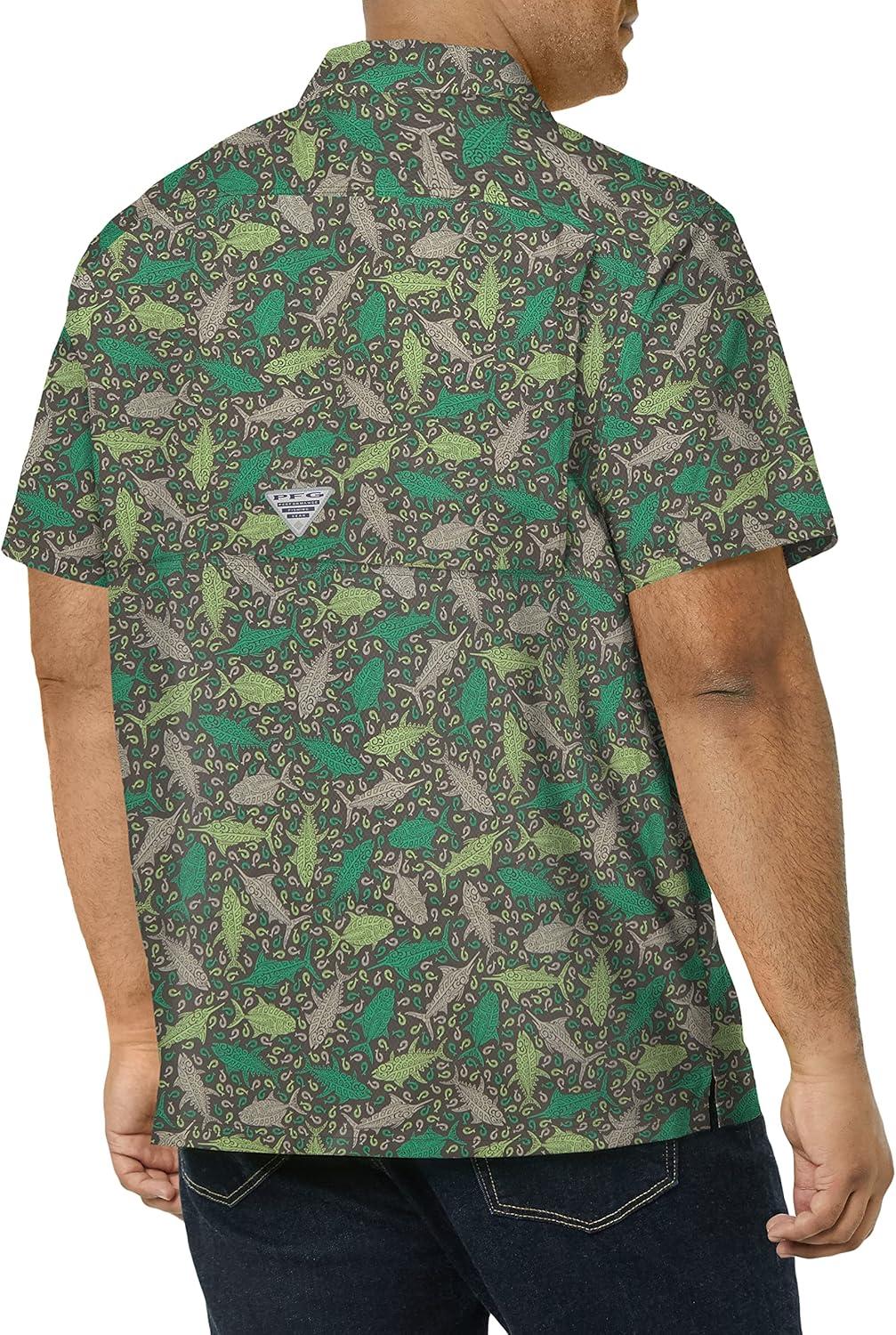 imageColumbia Mens Super Slack Tide Camp Shirt Short SleeveCity Grey Tribal Fish Print