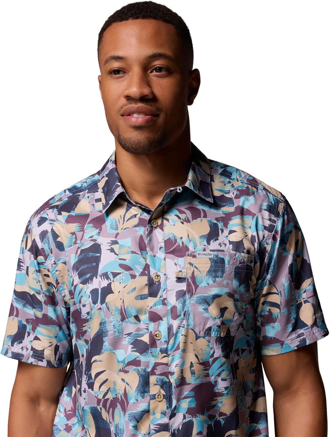 imageColumbia Mens Super Slack Tide Camp Shirt Short SleeveLavender Pearl Ikat Palms