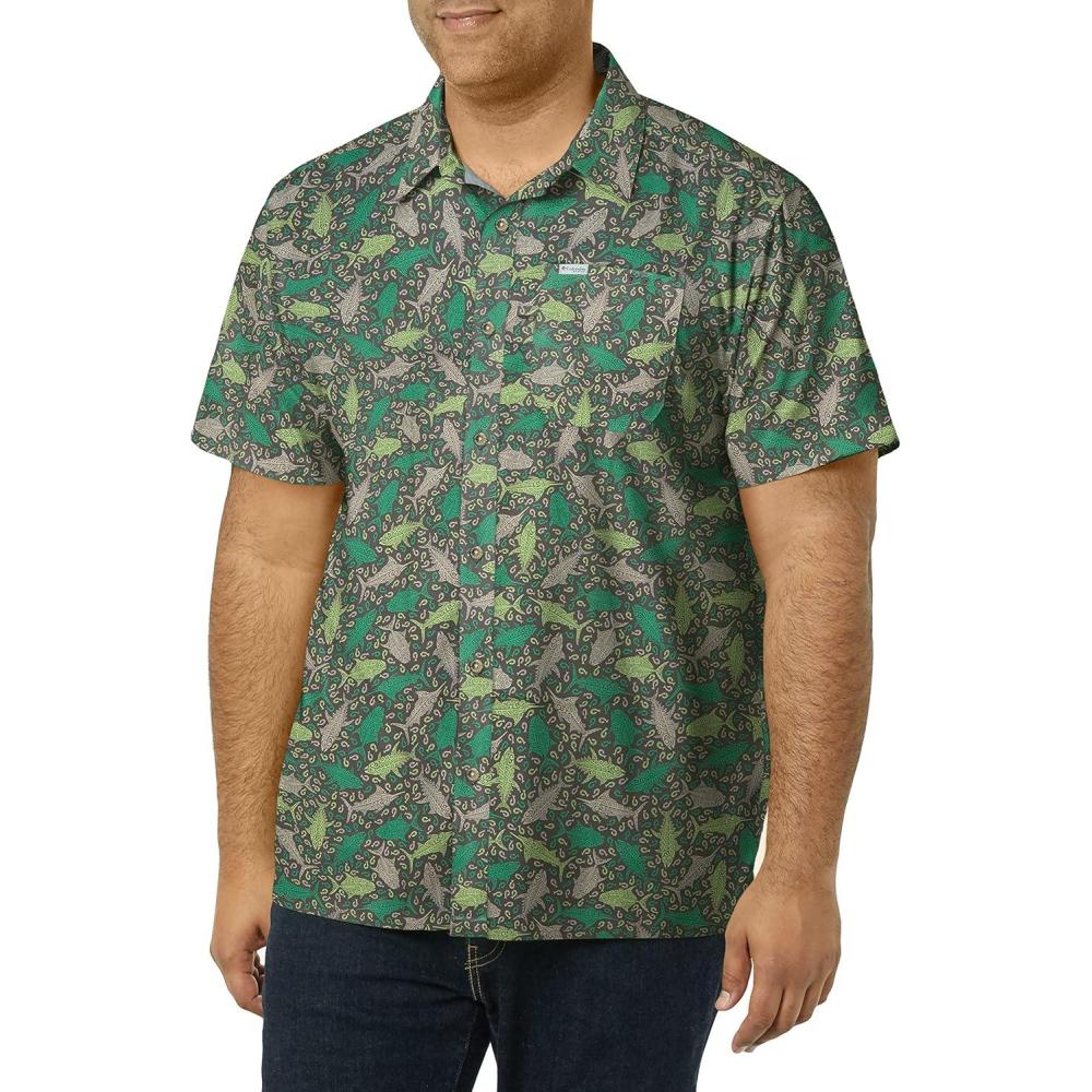 imageColumbia Mens Super Slack Tide Camp Shirt Short SleeveCity Grey Tribal Fish Print