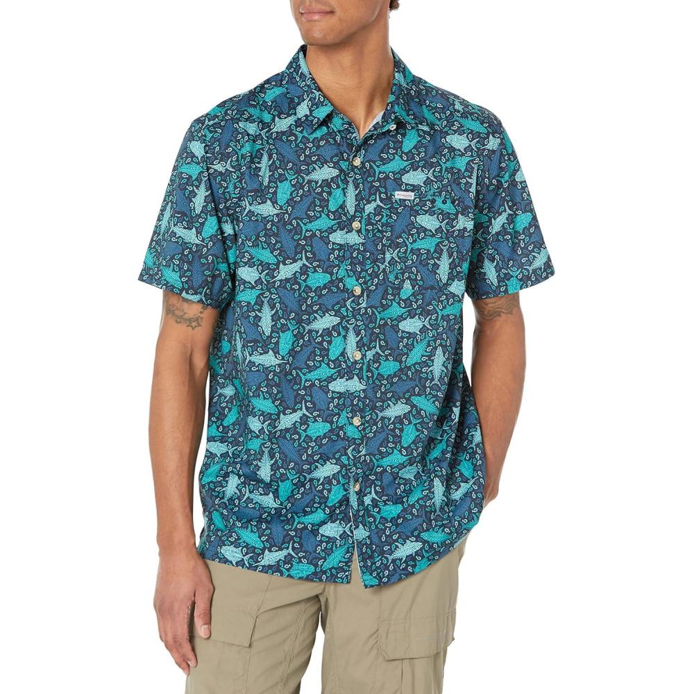 imageColumbia Mens Super Slack Tide Camp Shirt Short SleeveCollegiate Navy Tribal Fish Print