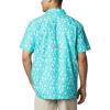 Columbia Men’s Super Slack Tide Camp Shirt Short Sleeve(Bright Aqua Marlin Palms Print)
