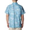 Columbia Men’s Super Slack Tide Camp Shirt Short Sleeve(Canyon Blue Kona Kraze)