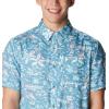 Columbia Men’s Super Slack Tide Camp Shirt Short Sleeve(Canyon Blue Kona Kraze)